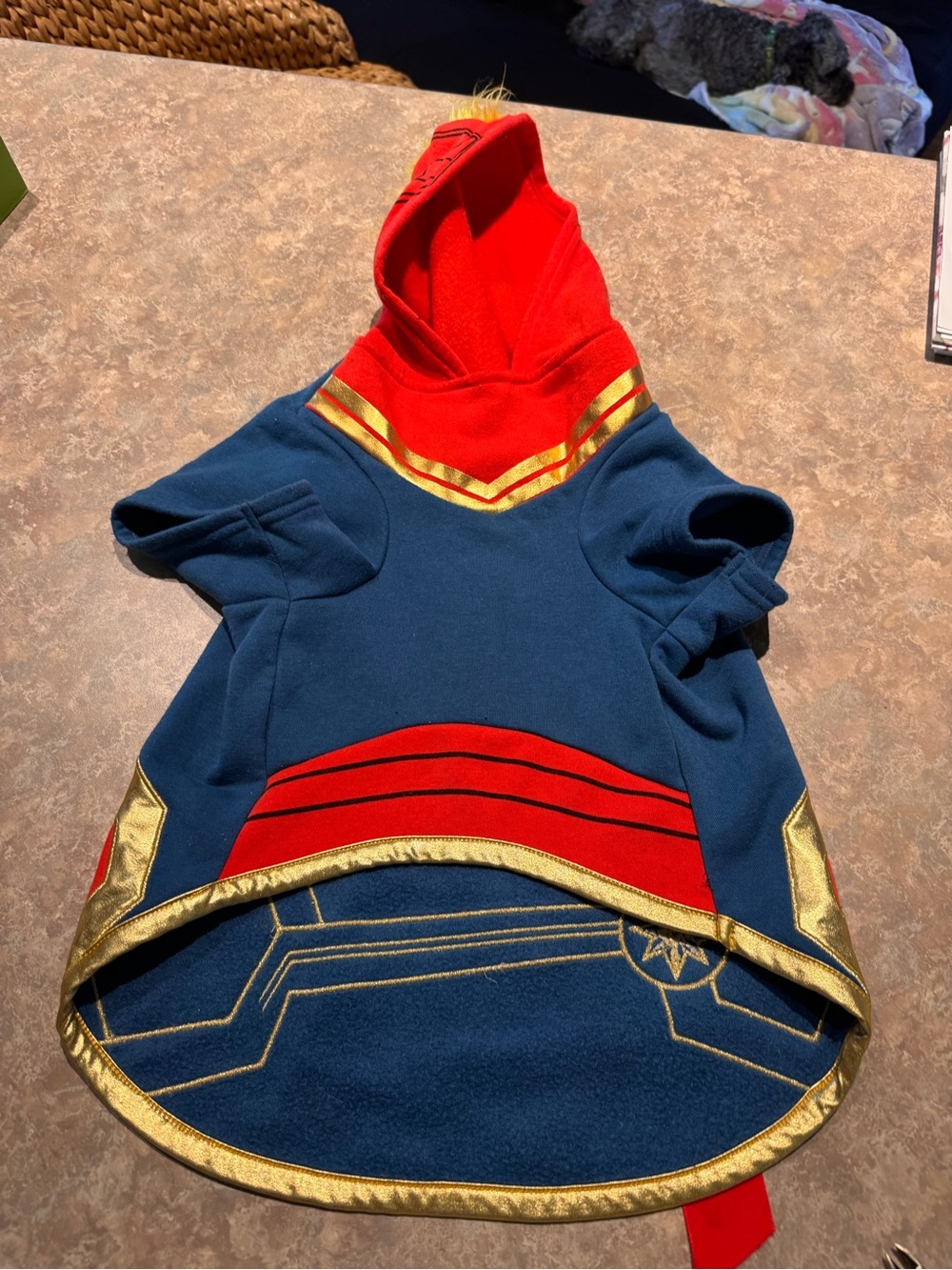 Captain MARVEL Blue & Red Superhero Dog Costume Hoodie with Gold Trim - Picture 8 of 8